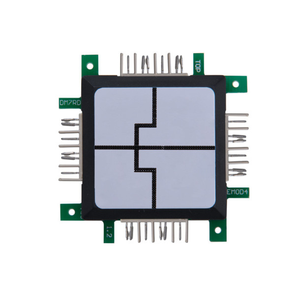 Brick'R'knowledge Drátový kříž není připojen